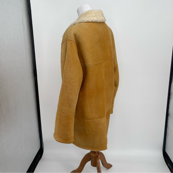 Calafate Shearling coat - Picture 6 of 16